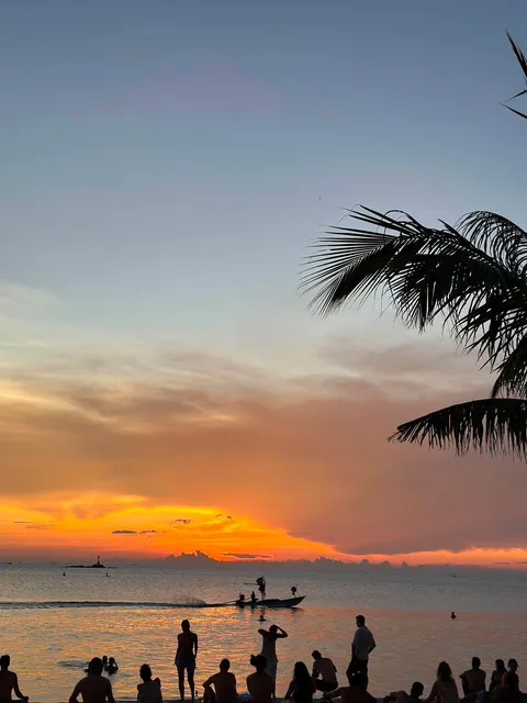 Experience the Stunning Sunset at Zen Beach, Koh Phangan